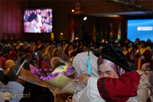 LIPUTAN WISUDA UNPAD GEL III TA 2023-2024 SESI 5 (105)