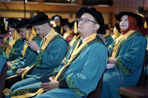 LIPUTAN WISUDA UNPAD GEL III TA 2023-2024 SESI 5 (64)