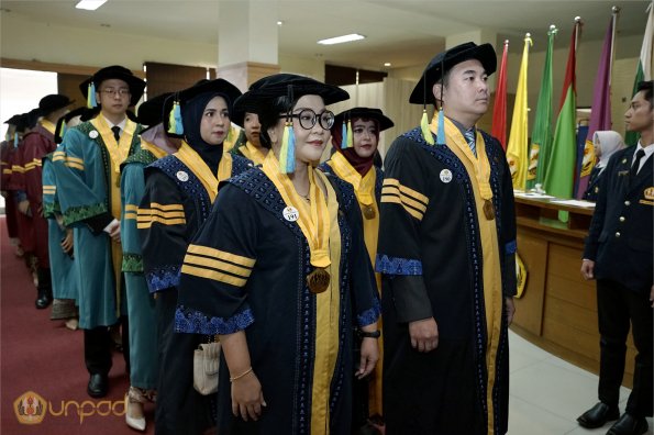 LIPUTAN WISUDA UNPAD GEL III TA 2023-2024 SESI 5 (76)