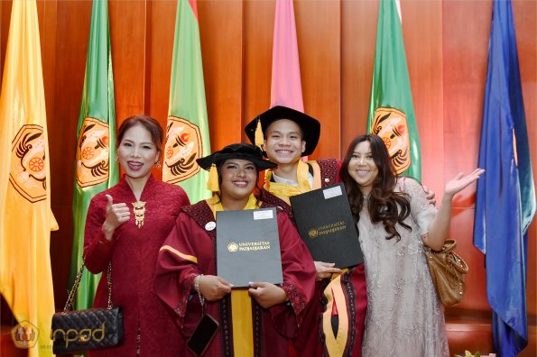 LIPUTAN WISUDA UNPAD GEL III TA 2023-2024 SESI 5 (94)