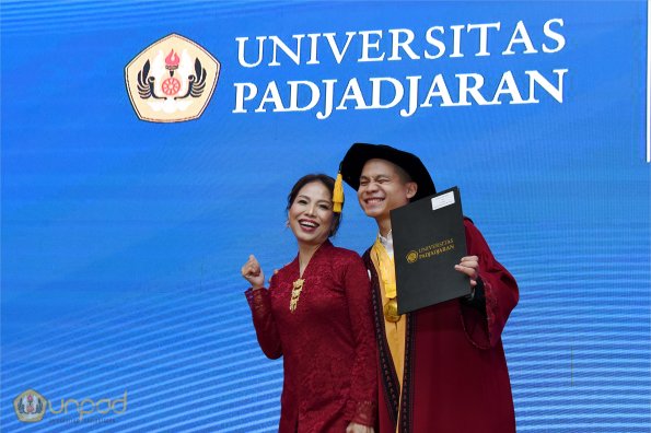 LIPUTAN WISUDA UNPAD GEL III TA 2023-2024 SESI 5 (95)