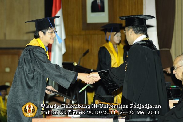 wisuda-fisip-oleh-rektor-095