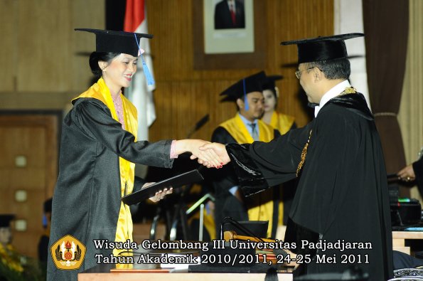 wisuda-fisip-oleh-rektor-130