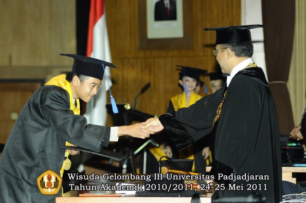 wisuda-fisip-oleh-rektor-133