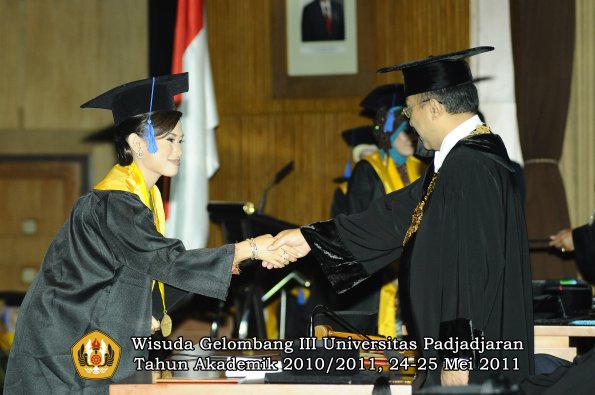 wisuda-fisip-oleh-rektor-147