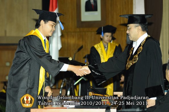 wisuda-fisip-oleh-rektor-159