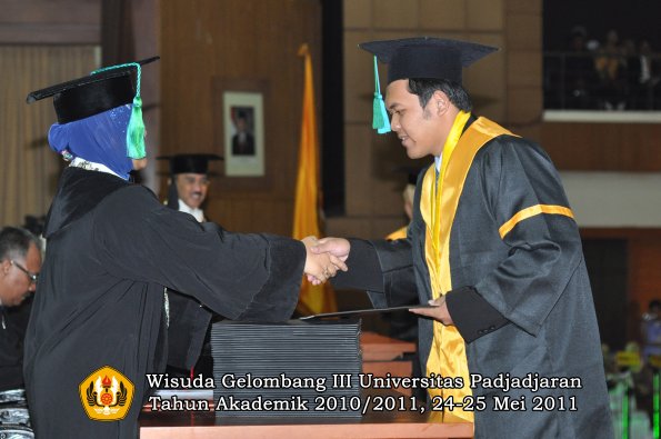 wisuda-fpik-oleh-dekan-009