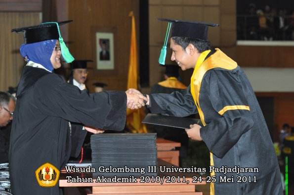 wisuda-fpik-oleh-dekan-010