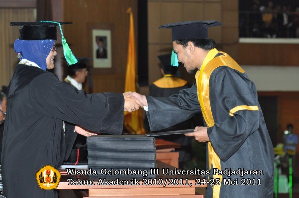 wisuda-fpik-oleh-dekan-011