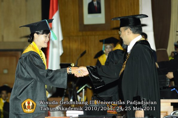 wisuda-fpik-oleh-rektor-006