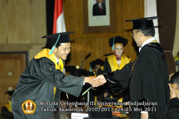 wisuda-fpik-oleh-rektor-011