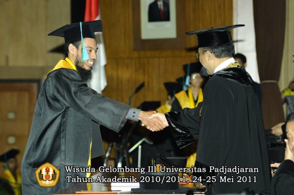 wisuda-fpik-oleh-rektor-020