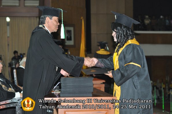 wisuda-faperta-oleh-dekan-056-copy