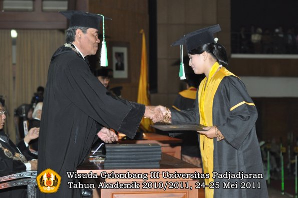 wisuda-faperta-oleh-dekan-070-copy