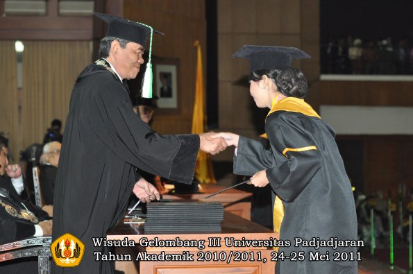 wisuda-faperta-oleh-dekan-073-copy