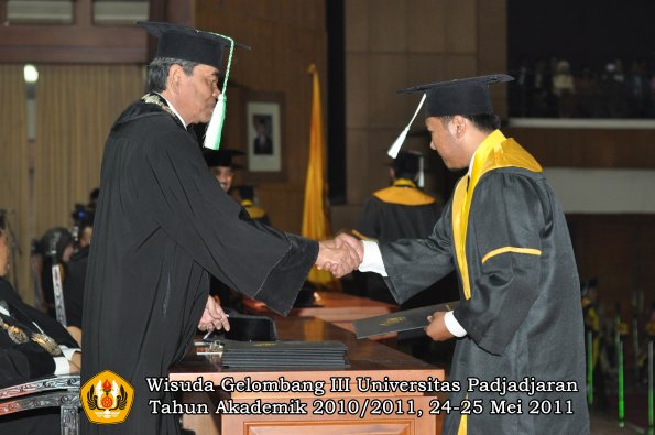 wisuda-faperta-oleh-dekan-086-copy