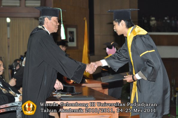 wisuda-faperta-oleh-dekan-093-copy