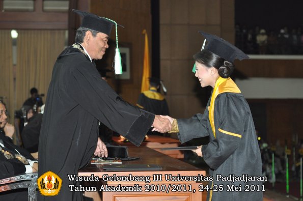 wisuda-faperta-oleh-dekan-095-copy