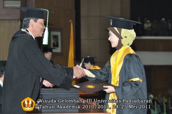 wisuda-faperta-oleh-dekan-106-copy