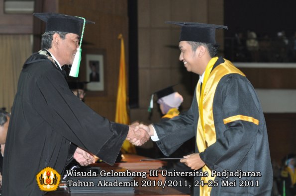 wisuda-faperta-oleh-dekan-110-copy