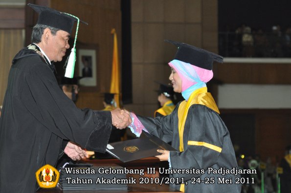 wisuda-faperta-oleh-dekan-114-copy