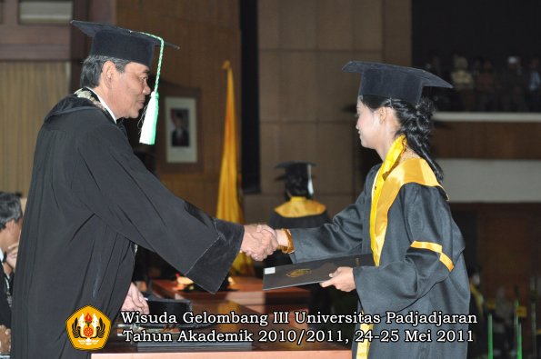 wisuda-faperta-oleh-dekan-116-copy