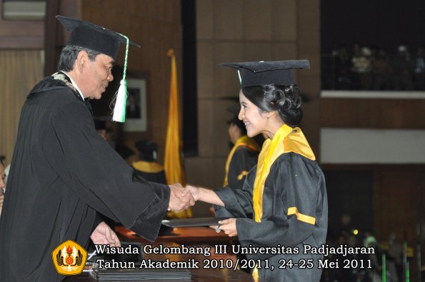 wisuda-faperta-oleh-dekan-117-copy