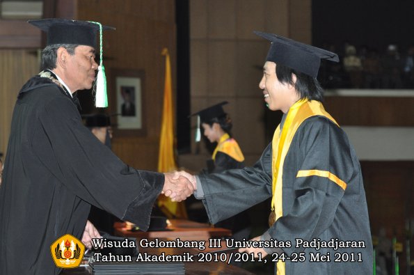 wisuda-faperta-oleh-dekan-119-copy