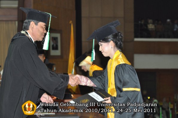 wisuda-faperta-oleh-dekan-132-copy