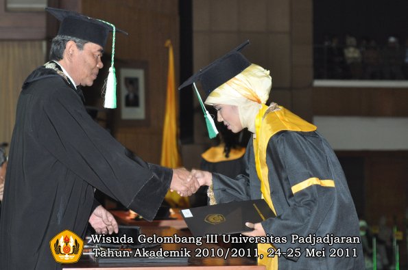 wisuda-faperta-oleh-dekan-133-copy