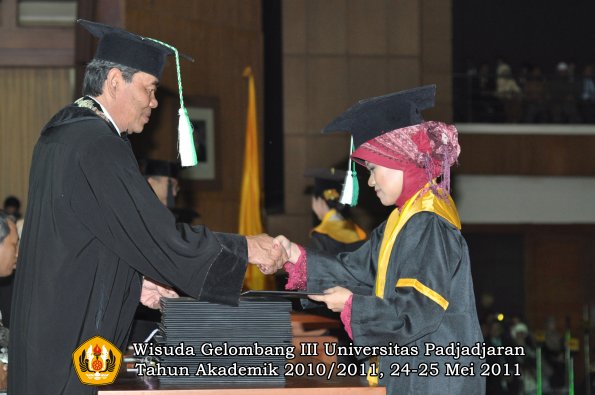 wisuda-faperta-oleh-dekan-134-copy