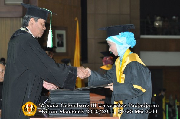 wisuda-faperta-oleh-dekan-136-copy