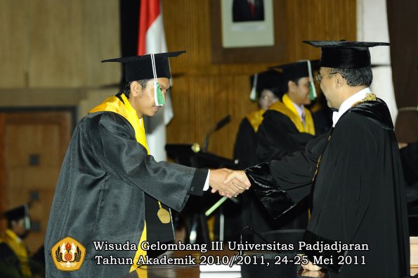 wisuda-faperta-oleh-rektor-021-copy