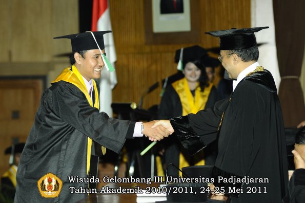 wisuda-faperta-oleh-rektor-022-copy