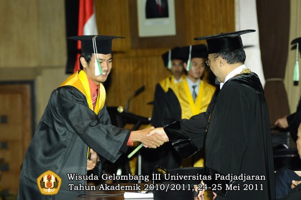 wisuda-faperta-oleh-rektor-027-copy