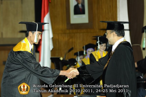 wisuda-faperta-oleh-rektor-030-copy