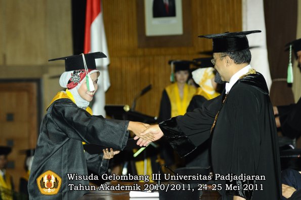 wisuda-faperta-oleh-rektor-033-copy