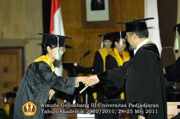 wisuda-faperta-oleh-rektor-035-copy