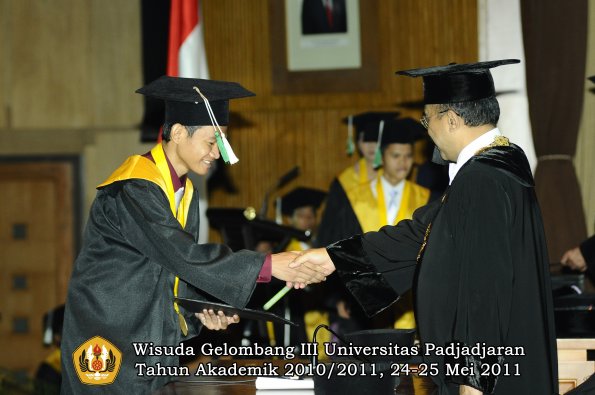 wisuda-faperta-oleh-rektor-038-copy