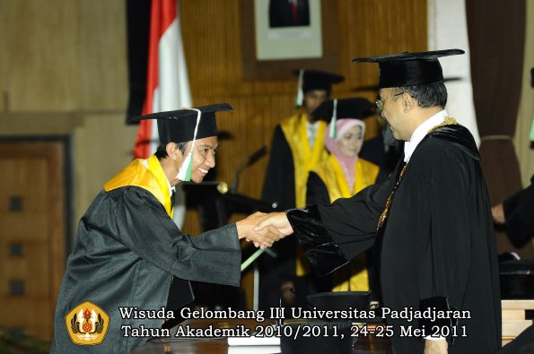 wisuda-faperta-oleh-rektor-058-copy