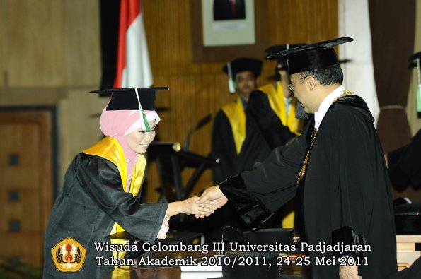 wisuda-faperta-oleh-rektor-059-copy