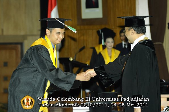 wisuda-faperta-oleh-rektor-061-copy