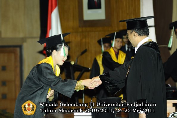 wisuda-faperta-oleh-rektor-062-copy