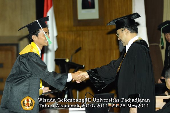 wisuda-faperta-oleh-rektor-064-copy