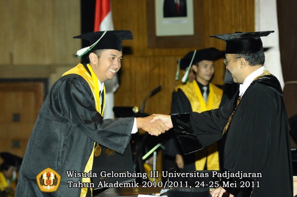 wisuda-faperta-oleh-rektor-065-copy