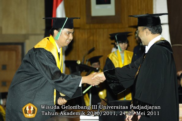 wisuda-faperta-oleh-rektor-068-copy