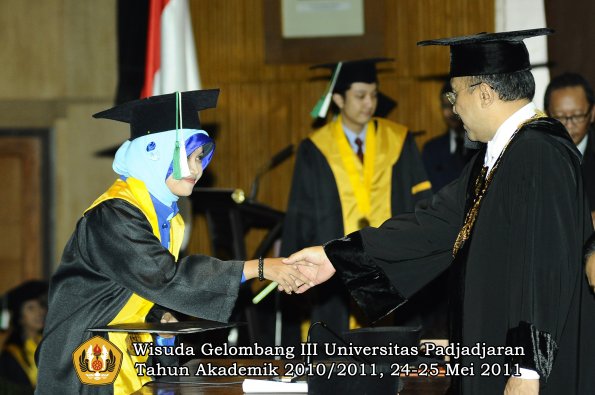 wisuda-faperta-oleh-rektor-085-copy