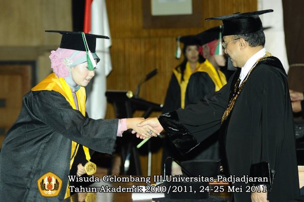 wisuda-faperta-oleh-rektor-097-copy