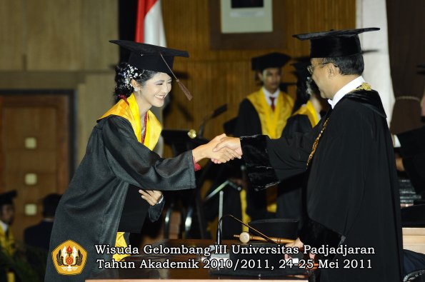 wisuda-fapet-oleh-rektor-014-copy