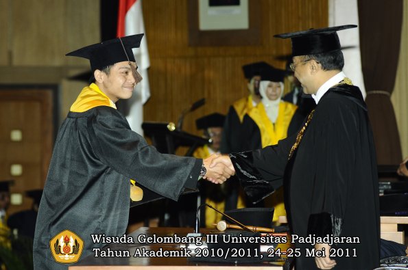 wisuda-fapet-oleh-rektor-029-copy